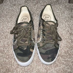 Jack Rogers Camo sneaker